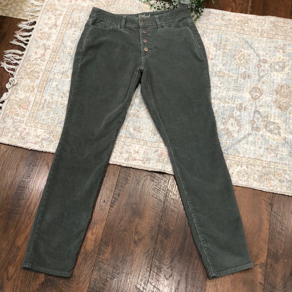Universal Thread Pants